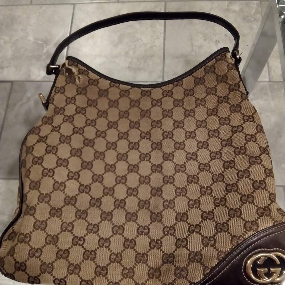 Gucci handbag 👜